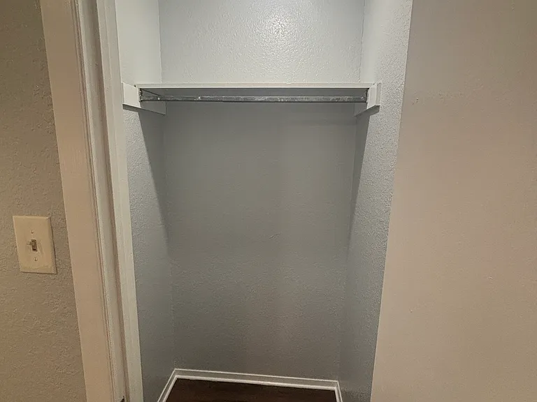 2124 Sanger Ave #104 — Photo 6