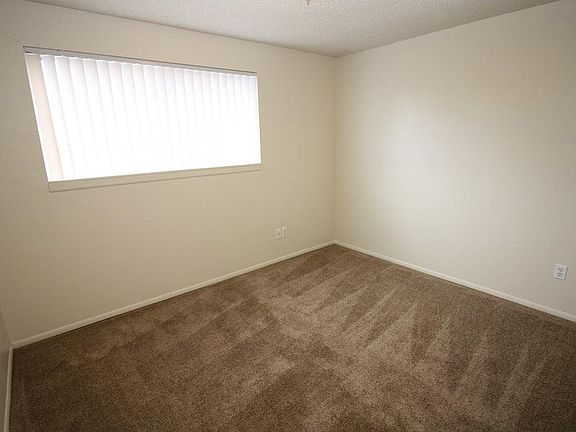 4th image of 1903 W 31st St #L