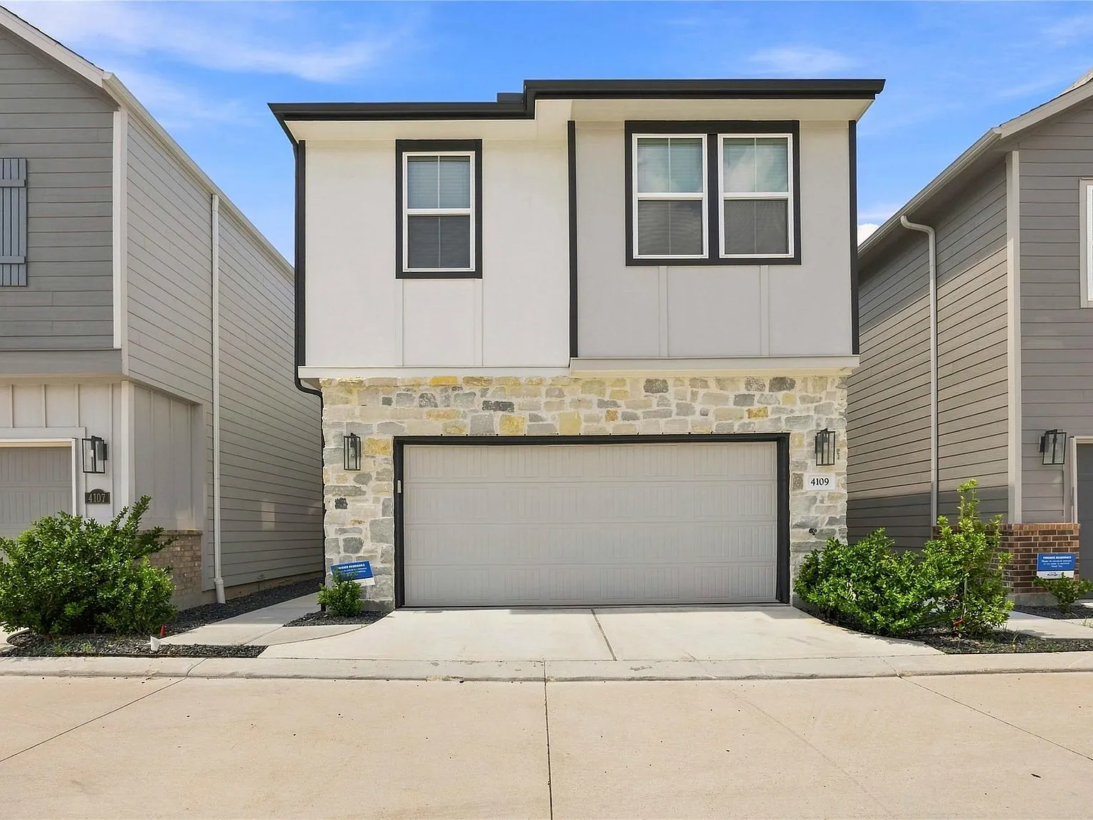 3 bed, 2.5 bath, 2140 sqft, $2,749 — Photo 1
