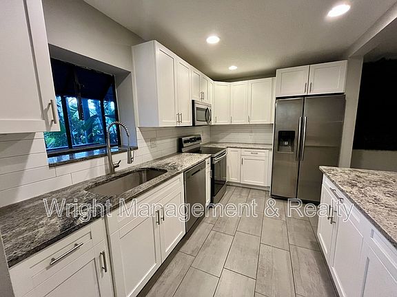 4th image of 727 N Himes Ave Unit 1