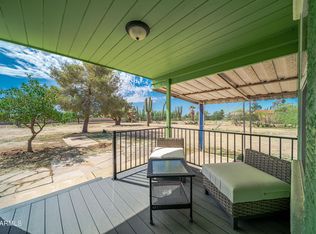 22810 W Roadrunner Ln, Congress, AZ 85332