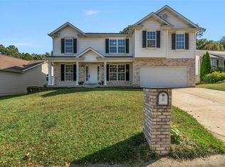 832 Shadow Pine Dr, Fenton, MO 63026