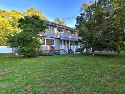 5288 Madison Avenue, Trumbull, CT, 06611
