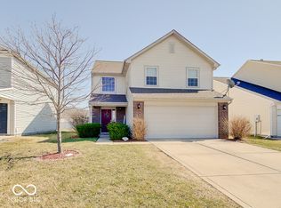 1471 Pencross Ln, Greenwood, IN 46143