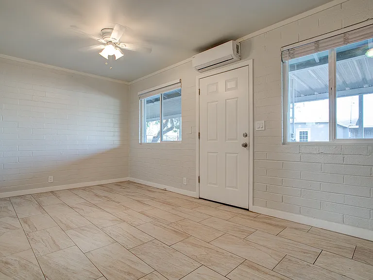 212 E Jones Ave #8 — Photo 10