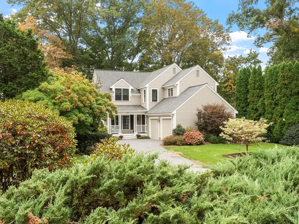 50 Bridgecourt Ln, Concord, MA 01742