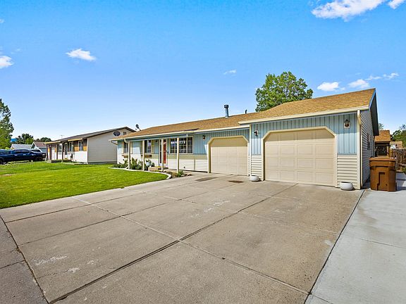4th image of 5761 Eve St