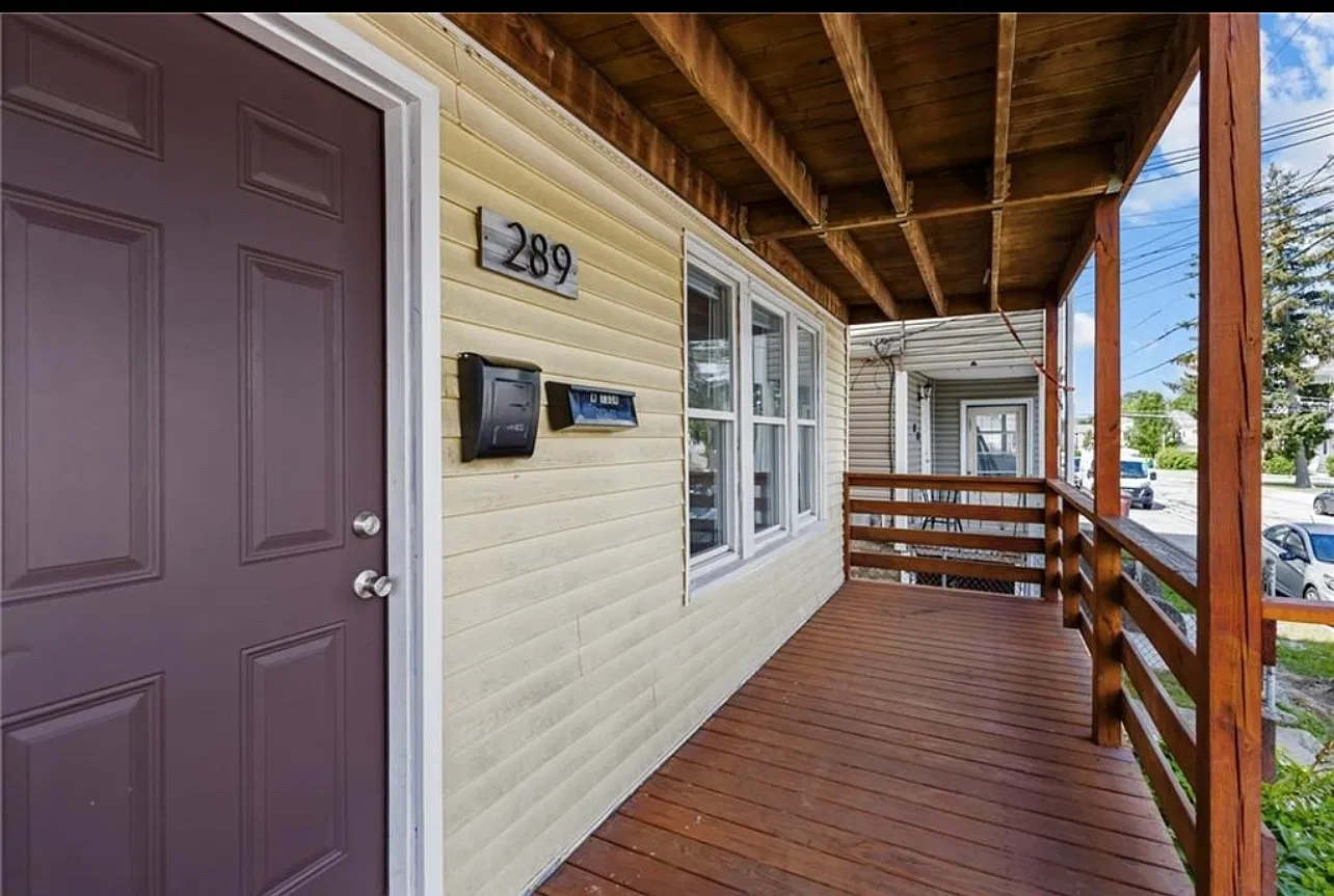 3 bed, 1120 sqft, $2,000 — Photo 3