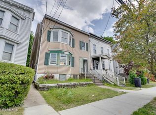 438 East St, Rensselaer, NY 12144
