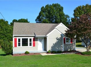 120 Dogwood Dr, Burlington, NC 27215