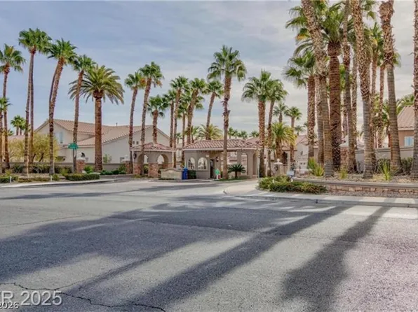 9485 Camino Capistrano Ln, Las Vegas, NV 89147