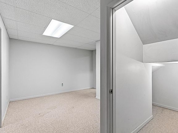 5th image of 1478 Bill Thompson Rd