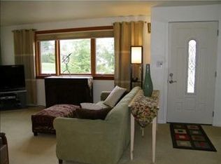 9463 Anderson Rd, Pittsburgh, PA 15237