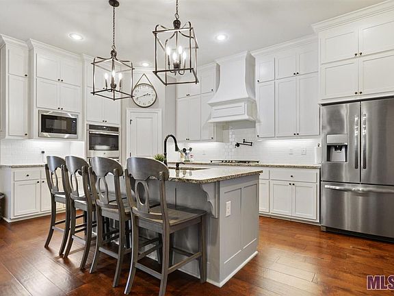 4th image of 36402 Belle Savanne Ave