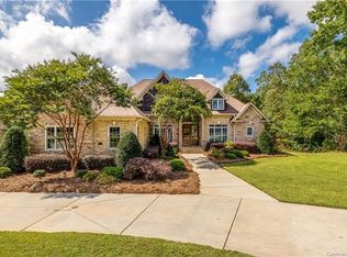 5645 Lake Wylie Rd, Clover, SC 29710