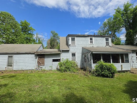 4th image of 398 Ripley Hill Road