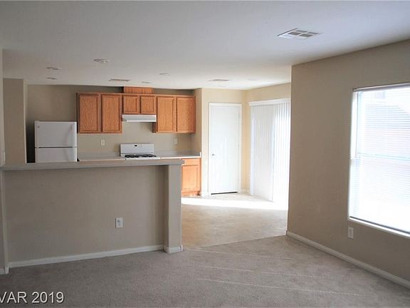 2nd image of 329 Snow Dome Ave