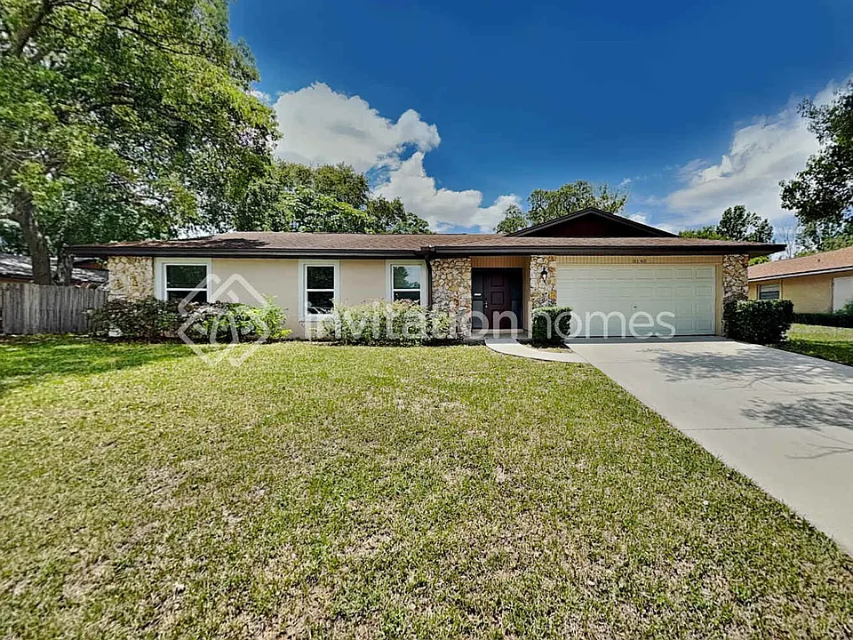 8140 Caraway Dr