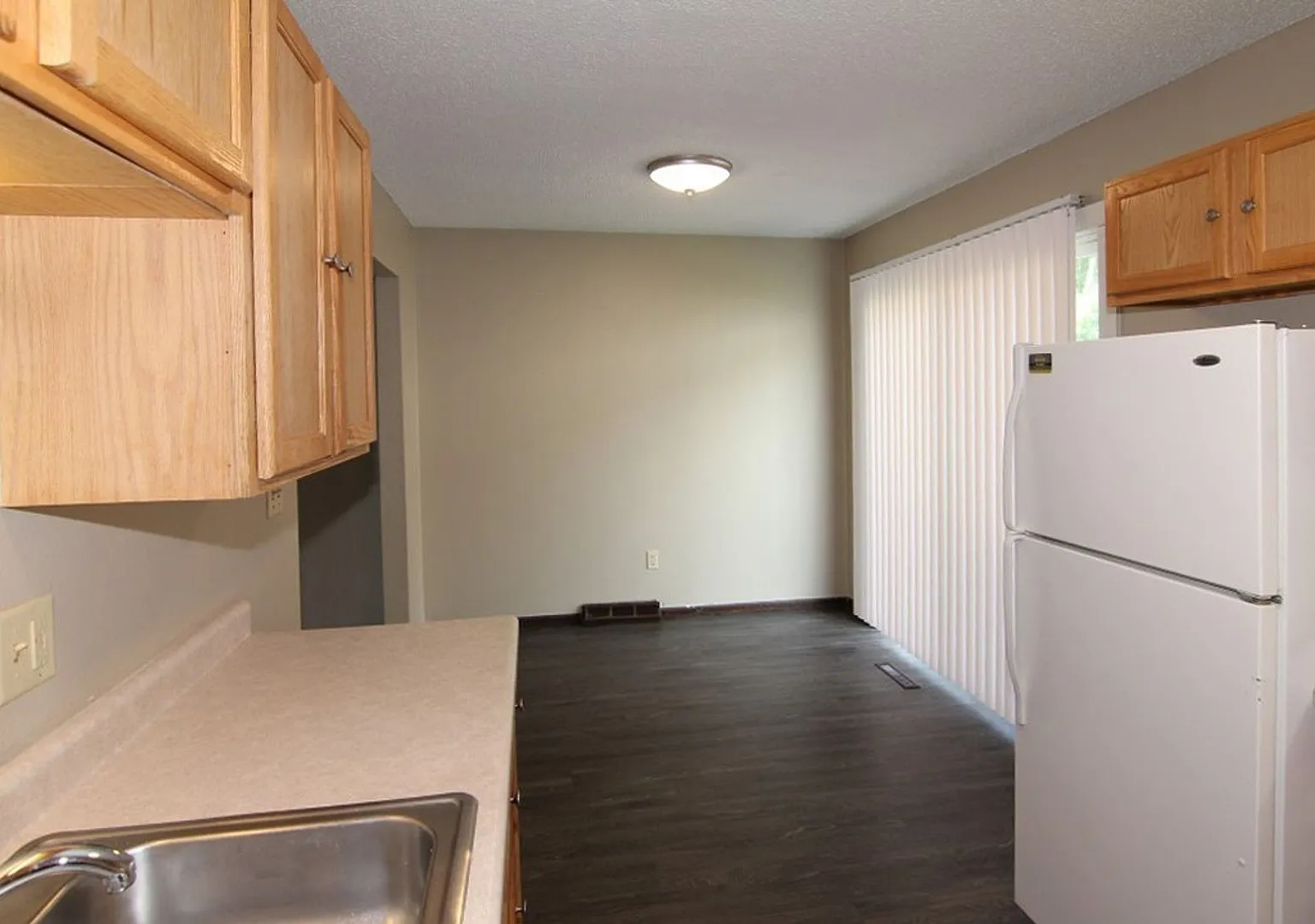 2 Bedroom Townhomes — Photo 1