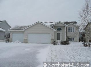 920 S Elm St, Belle Plaine, MN 56011