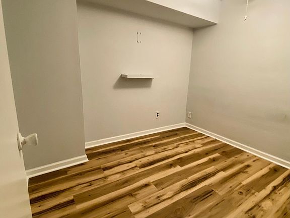 5th image of 7121 Edmund St