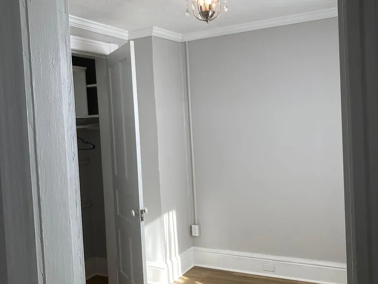 11 E High St #2 — Photo 4