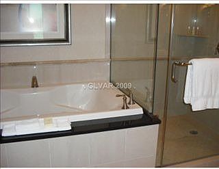 4th image of 135 Harmon Ave #1918