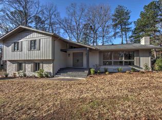 4902 Woodland Forrest Dr, Tuscaloosa, AL 35405