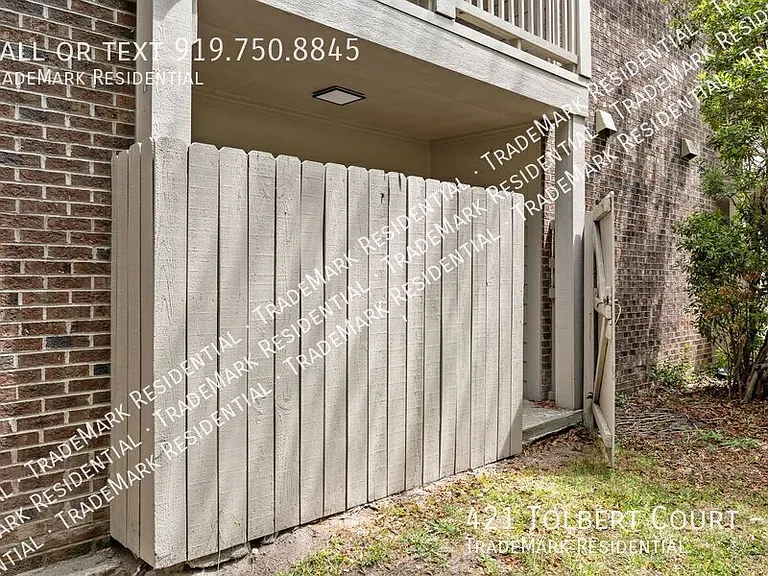 421 Tolbert Ct #C — Photo 38