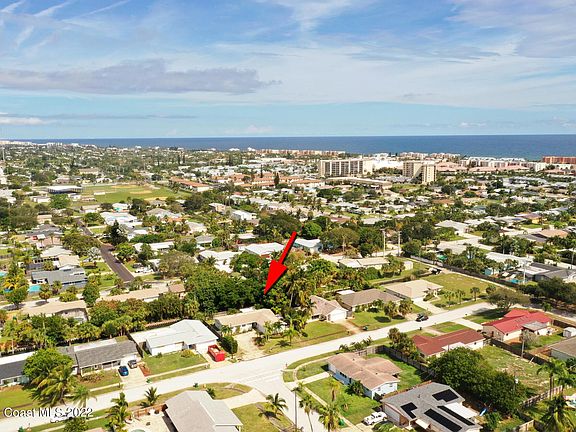 3rd image of 1188 Yacht Club Blvd