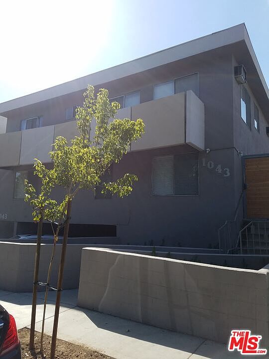 1st image of 1043 N Curson Ave APT 1