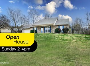 4426 Smedely D Butler Dr, Maryville, TN 37803