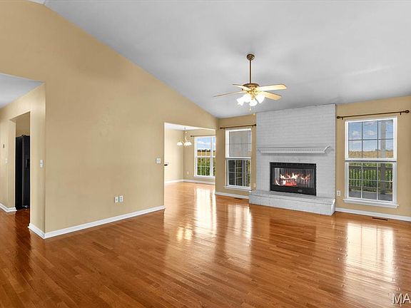 5th image of 601 Wild Horse Creek Dr