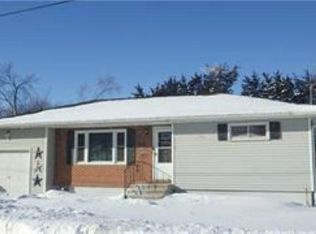 1109 N Railroad St, Sumner, IA 50674
