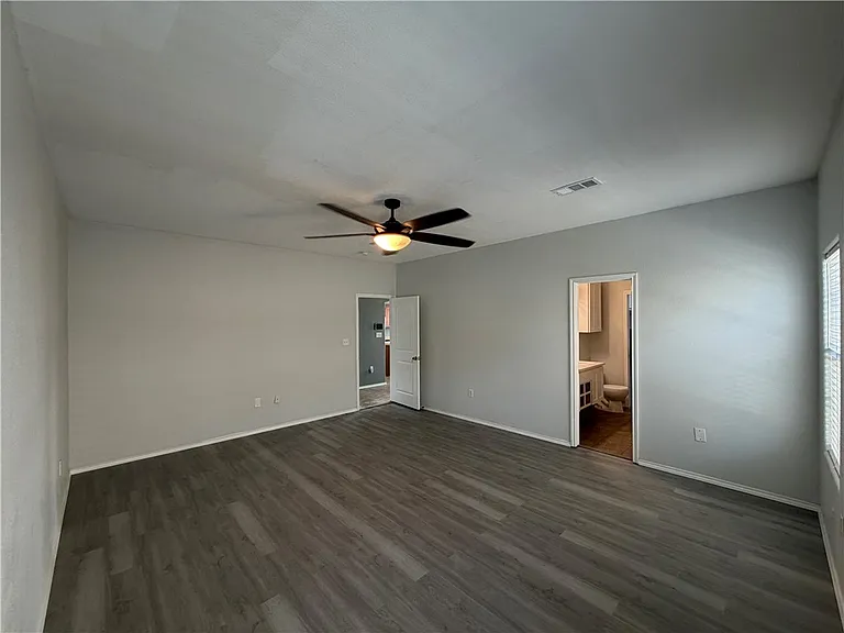 5509 Candace St — Photo 18
