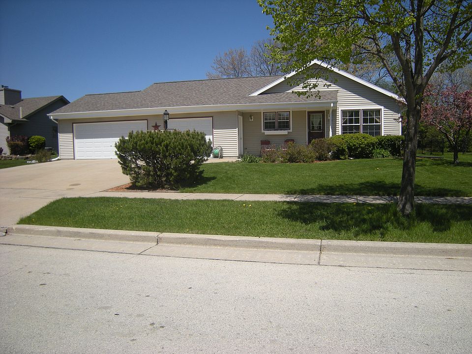 1st image of 8862 W Lake Pointe Dr