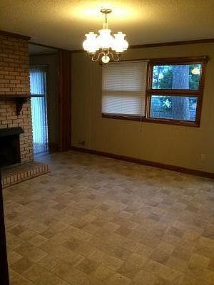 4th image of 7924 Nightingale Dr