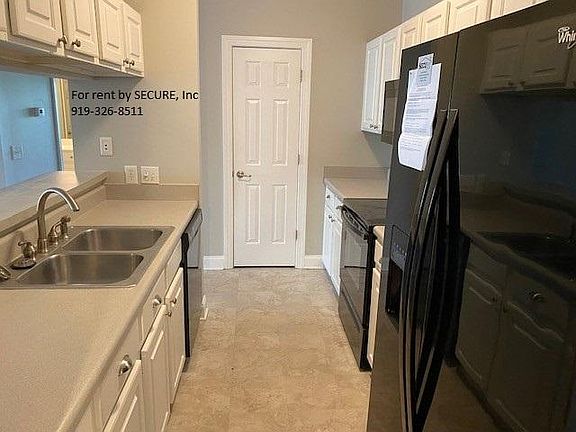 3rd image of 1945-201 Tara Ct