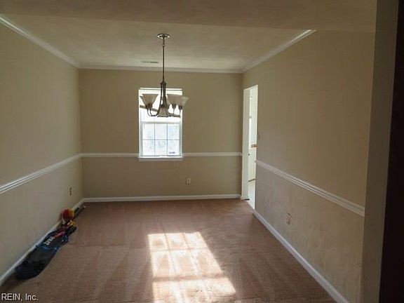 5th image of 709 Fawn Lake Dr