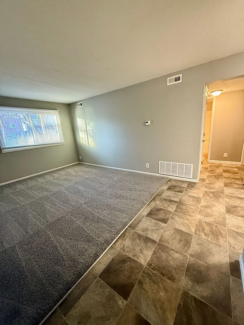 Renovated Apartment Just for You — Photo 4