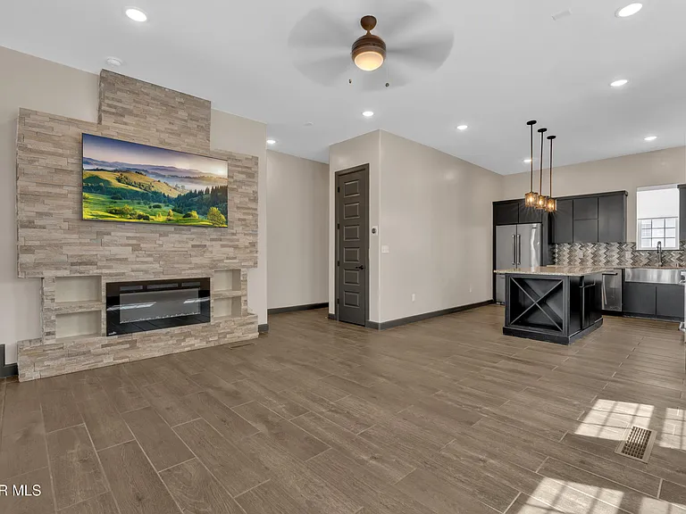 461 Vin Benicarlo Pl — Photo 7