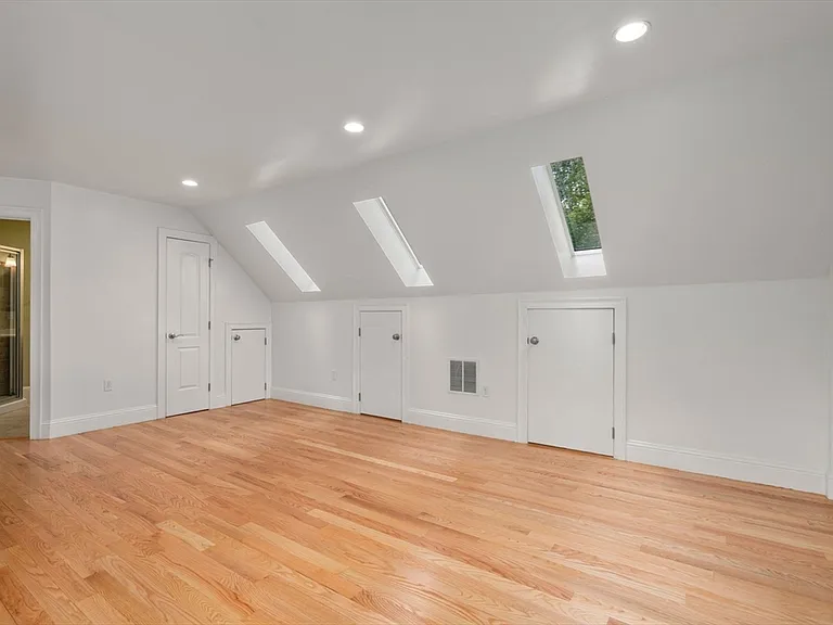 31 Florence Rd #31 — Photo 24