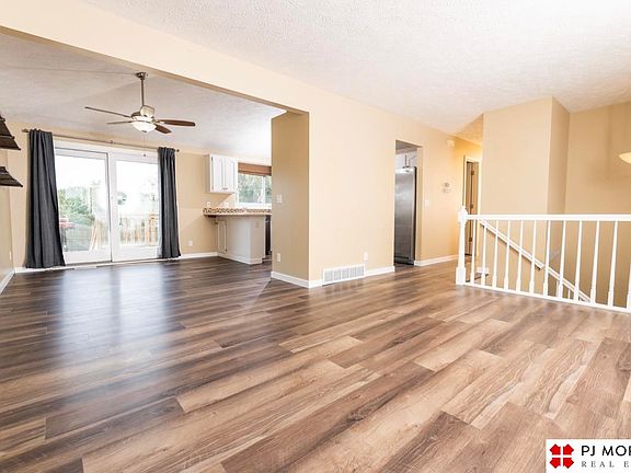 3rd image of 3509 Looking Glass Dr
