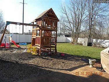 5th image of 347 Loyola Dr