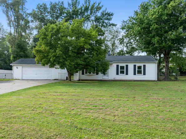 164 W Southfield Dr, Jackson, MI 49203