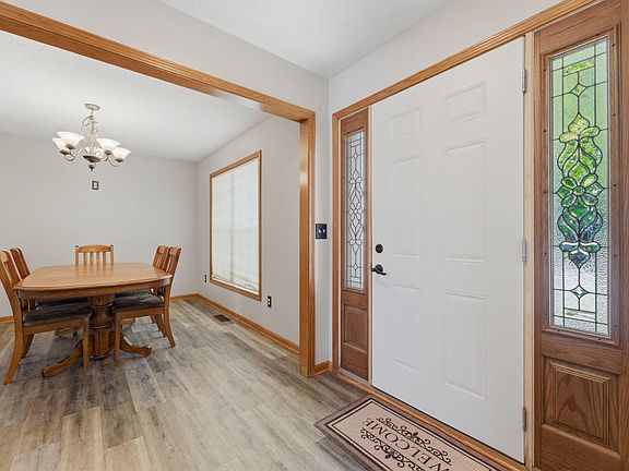 5th image of 613 Conor Ct