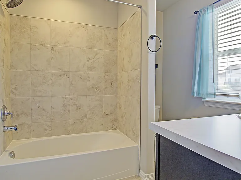 10801 Saco Dr — Photo 17