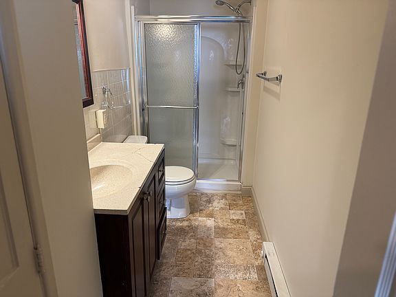 5th image of 134 N Chestnut St #5