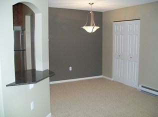 14570 Shannon Pkwy APT 704, Rosemount, MN 55068