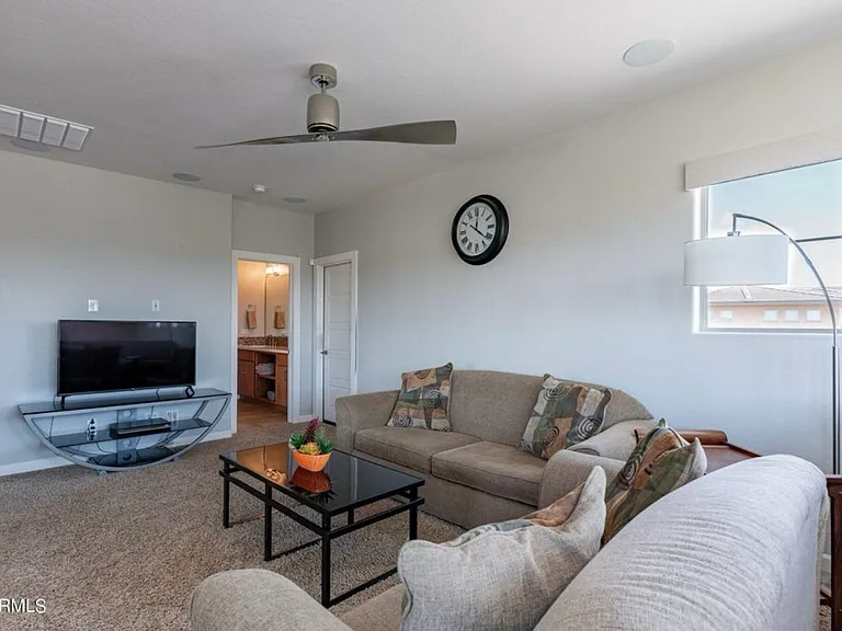 36131 N Desert Tea Dr — Photo 7